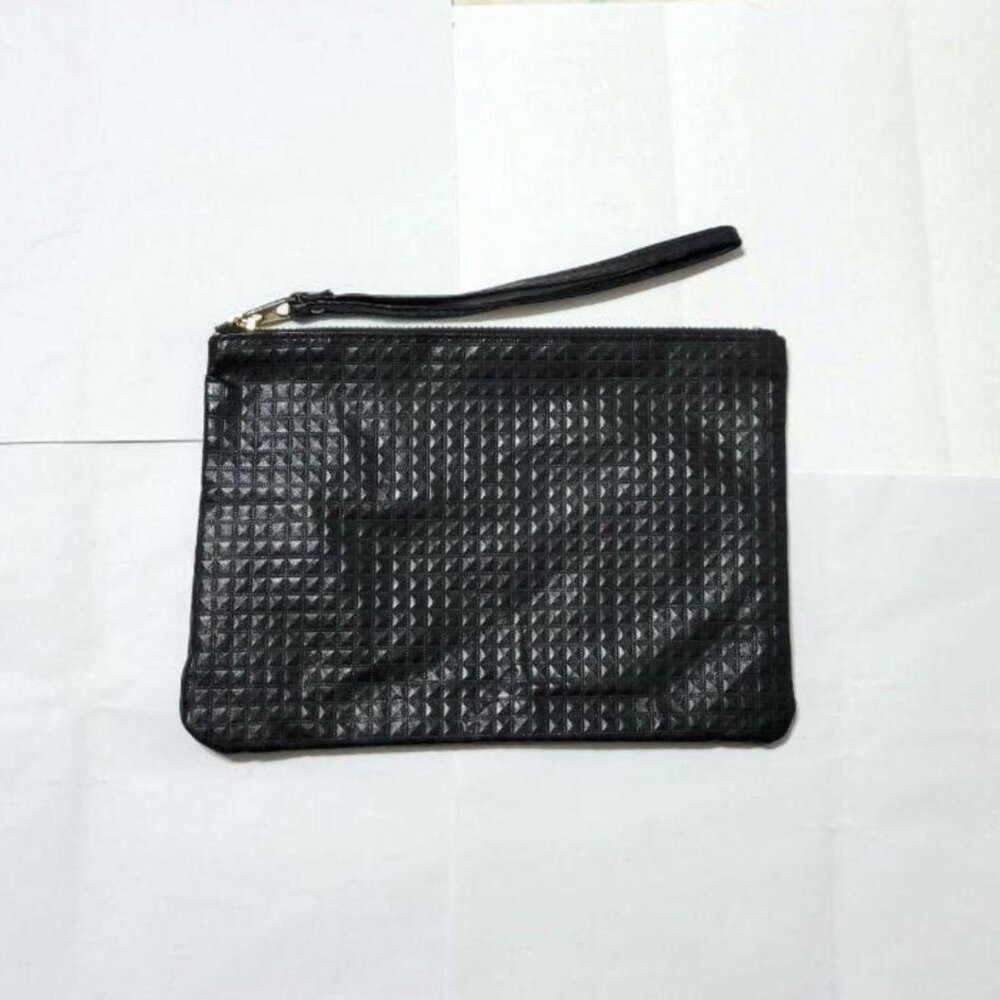 Black Zippered Wristlet Pouch With A Grid Pattern Design